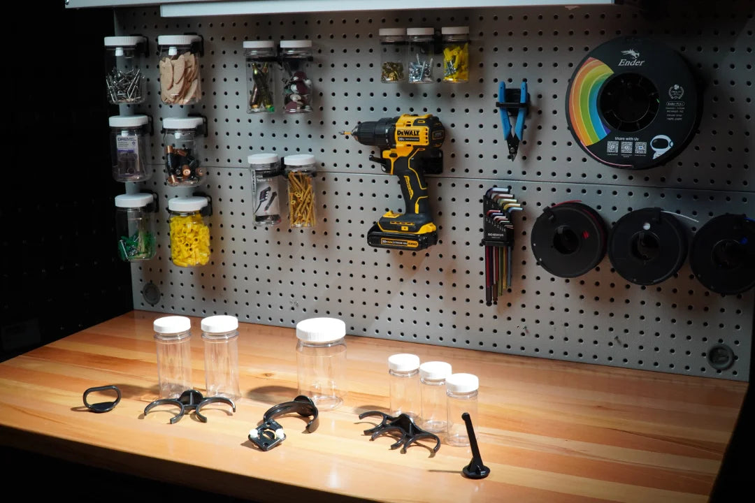 Locking Pegboard Hooks, 3-Inch (4-pack) - Wallwerx